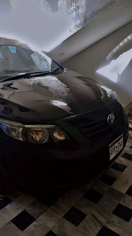 toyota-corolla-gli-2009-big-3