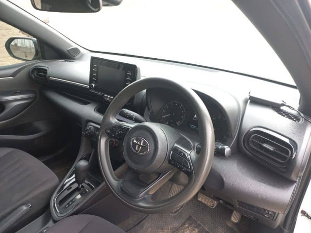 toyota-yaris-2020-big-5