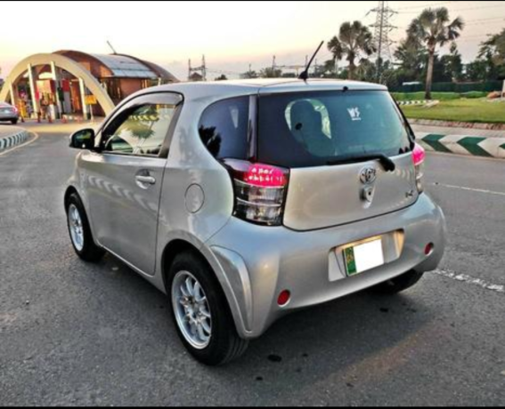 total-genuine-toyota-iq-for-sale-big-5