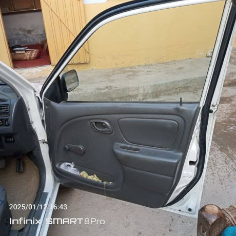 suzuki-alto-2007-big-15