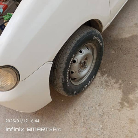 suzuki-alto-2007-big-16