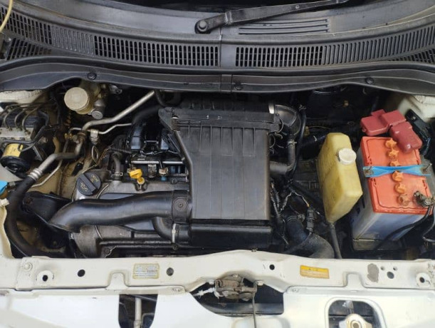 suzuki-swift-2007-big-7