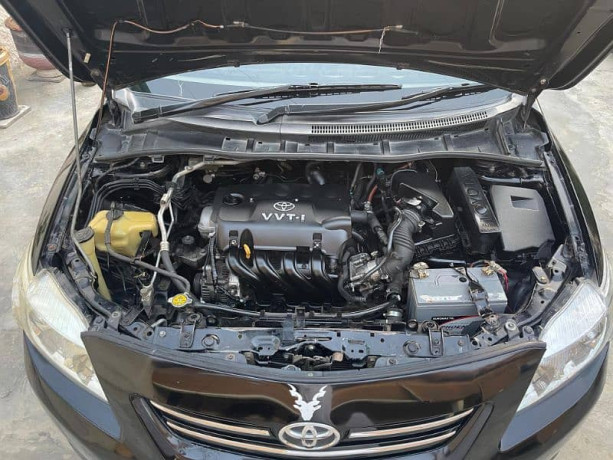 toyota-corolla-xli-2009-big-5