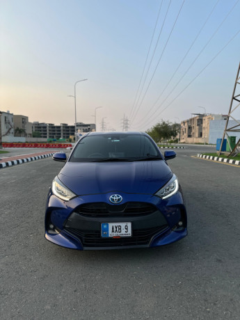 toyota-yaris-hatchback-japanese-10-g-led-top-of-the-line-big-1