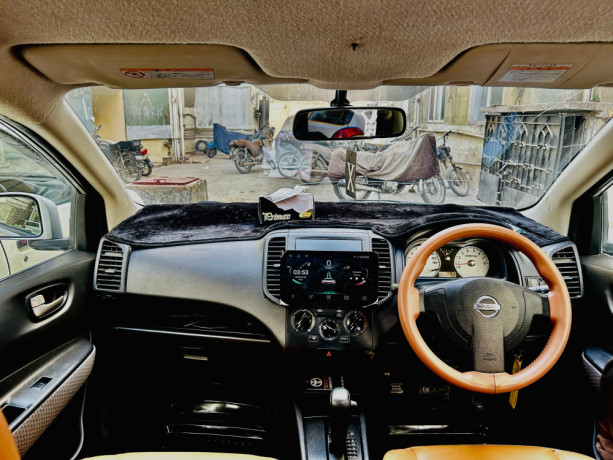 nissan-wingroad-big-7