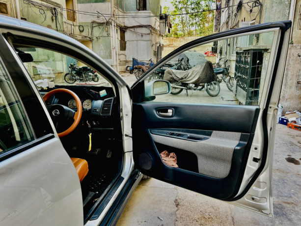 nissan-wingroad-big-8