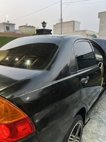 suzuki-liana-2008-big-8