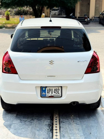 suzuki-swift-dlx-automatic-13-navigation-2019-big-1