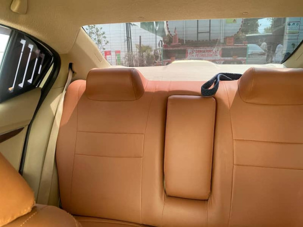 honda-city-aspir-15-automatic-big-13