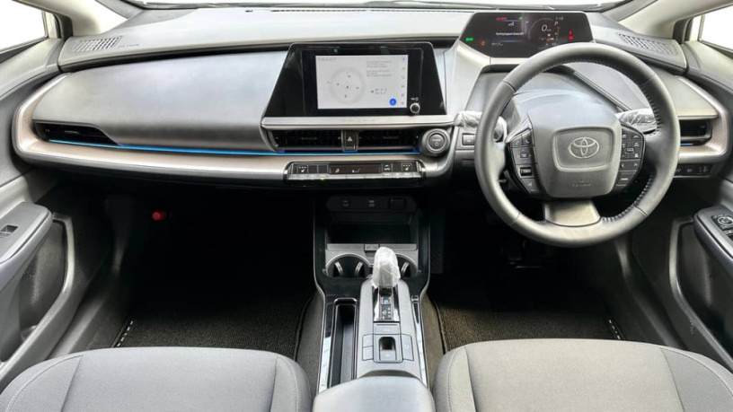 toyota-prius-hev-2023-big-12