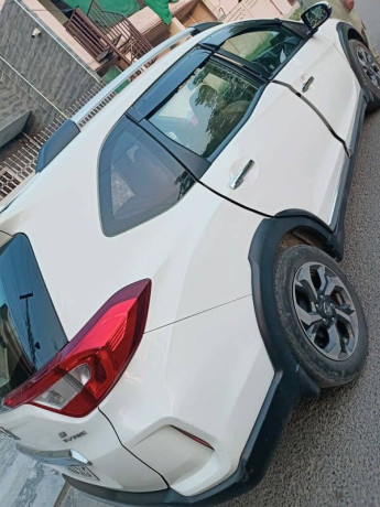 honda-br-v-i-vtec-s-2022-total-genuine-first-owner-7-seater-big-3