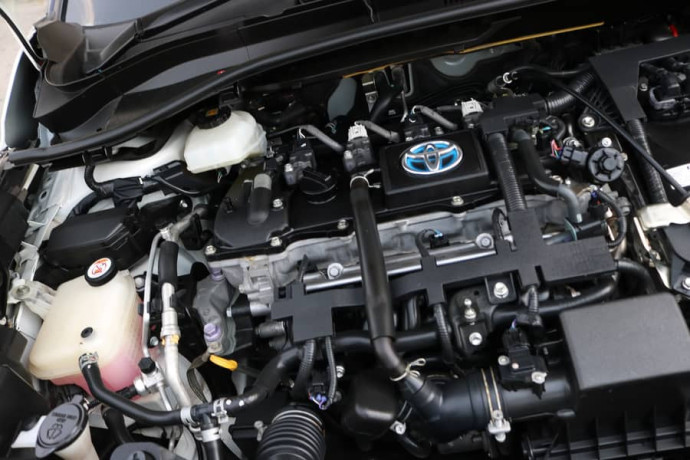 toyota-c-hr-2020-big-12