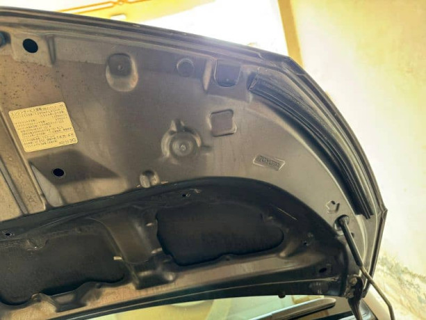toyota-vitz-2011-2014-big-12
