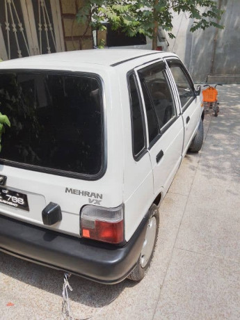 suzuki-mehran-vx-2010-big-0