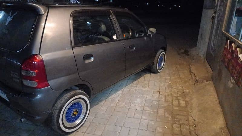 suzuki-alto-2011-big-2
