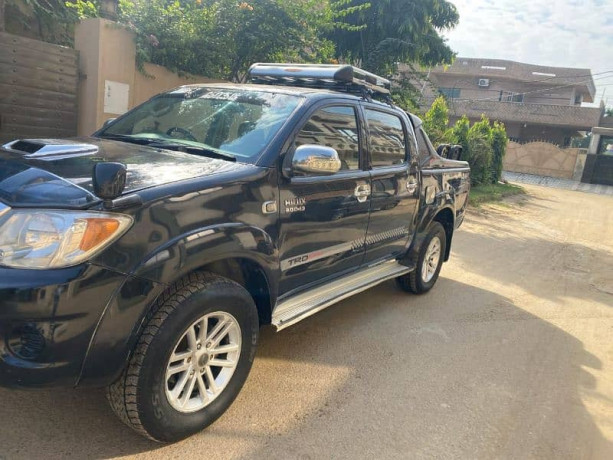 toyota-vigo-hilux-2005-big-2