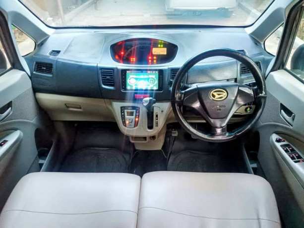 daihatsu-move-2012-big-9