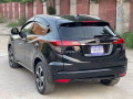 honda-vezel-2020-small-3