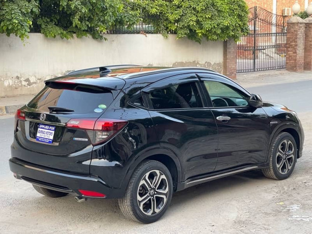 honda-vezel-2020-big-4