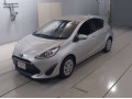 toyota-aqua-s-push-start-2018-small-0