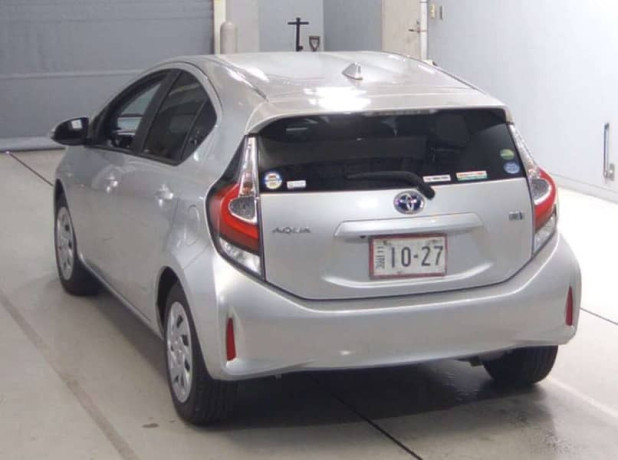 toyota-aqua-s-push-start-2018-big-3