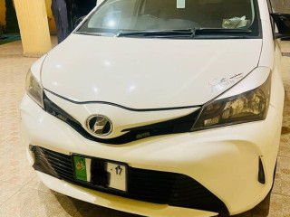 toyota-vitz-2014