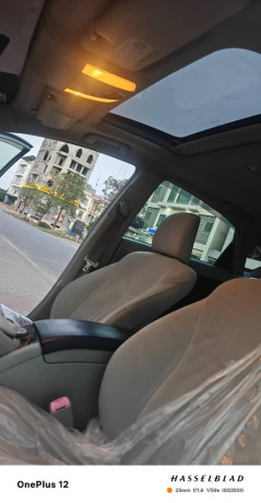 toyota-prius-201014-95-genuine-urgent-sale-golden-number-car-big-4