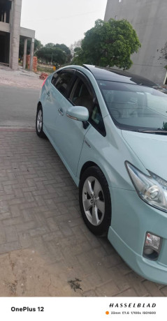 toyota-prius-201014-95-genuine-urgent-sale-golden-number-car-big-10