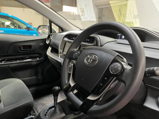 toyota-aqua-2020-big-6