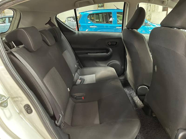 toyota-aqua-2020-big-8