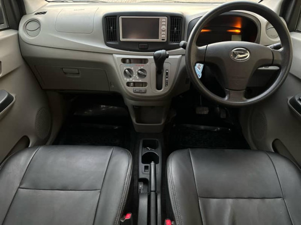 daihatsu-mira-2016-big-7