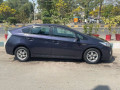 toyota-prius-20112014-small-10