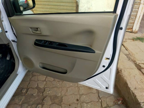 daihatsu-mira-2015-big-3