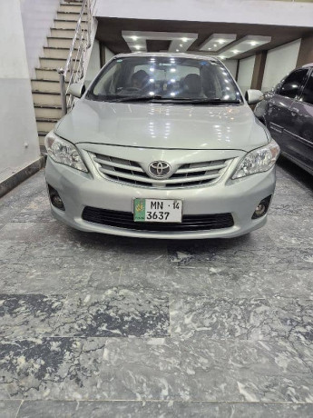 toyota-corolla-gli-2014-big-4