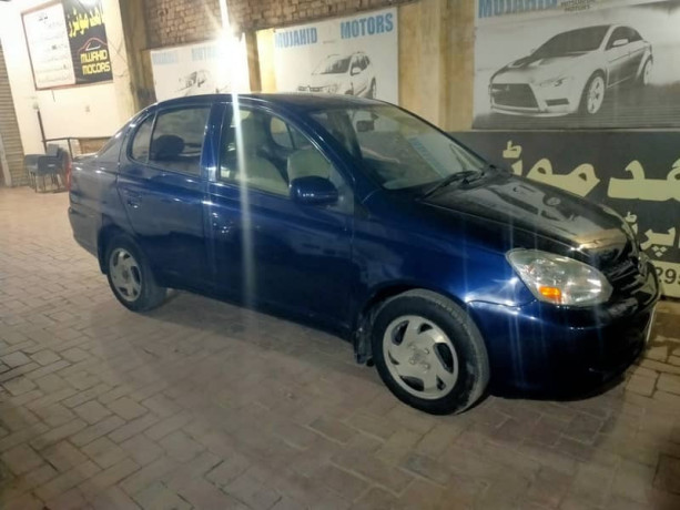 toyota-platz-2004-big-12
