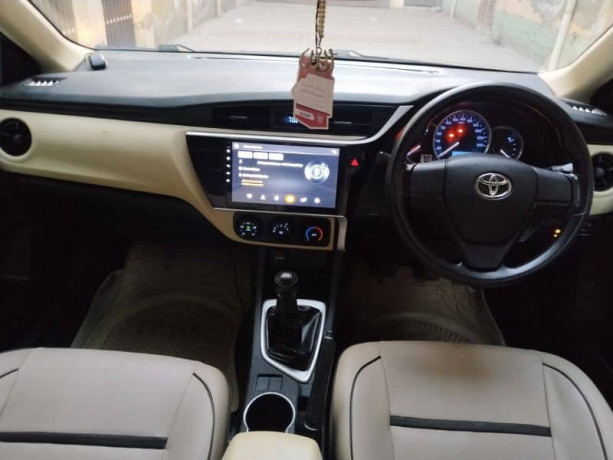 toyota-corolla-gli-2018-almost-b2b-genion-big-7