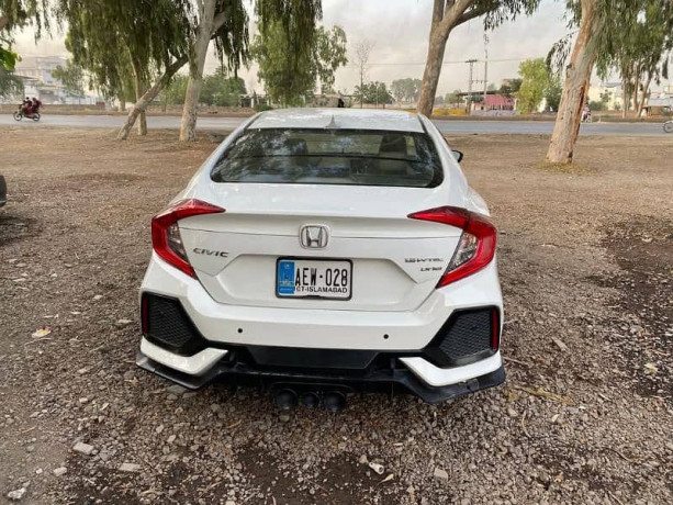 honda-civic-vti-oriel-prosmatec-2017-ug-big-2