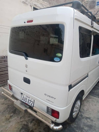 suzuki-every-2024-big-8