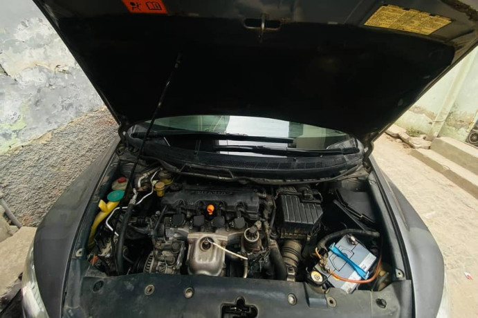 honda-civic-vti-oriel-prosmatec-2008-big-1