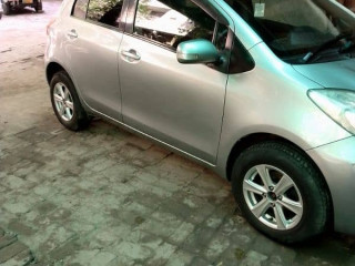 toyota-vitz-2007