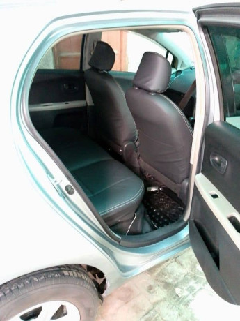 toyota-vitz-2007-big-8