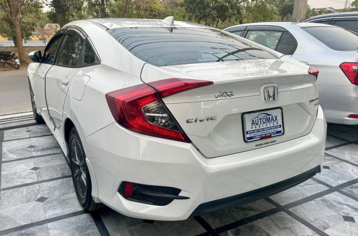 honda-civic-oriel-18-i-vtec-2021-big-7
