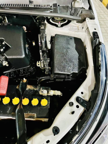 toyota-corolla-altis-x-16-auto-transmission-big-3
