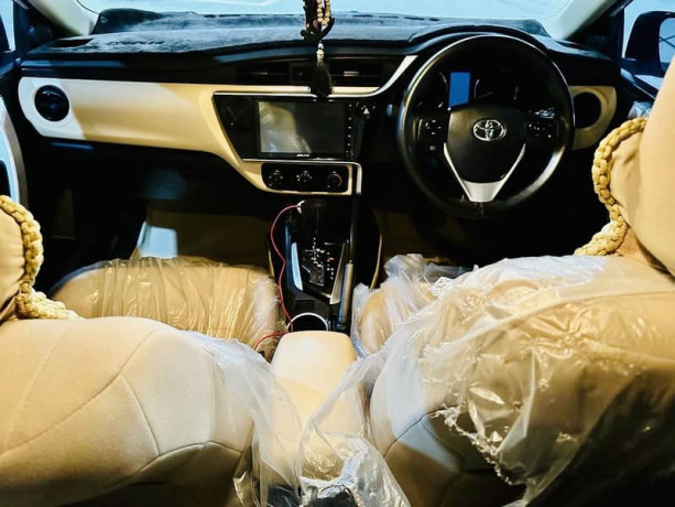 toyota-corolla-altis-x-16-auto-transmission-big-8