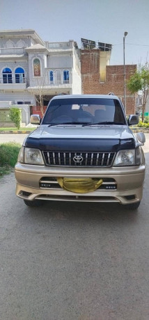 toyota-prado-model-19962007-big-0