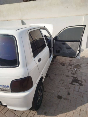 daihatsu-cuore-2004-big-4