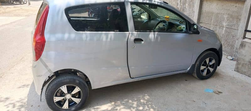 daihatsu-mira-2-doors-big-10