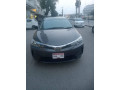 toyota-corolla-gli-2018-small-1