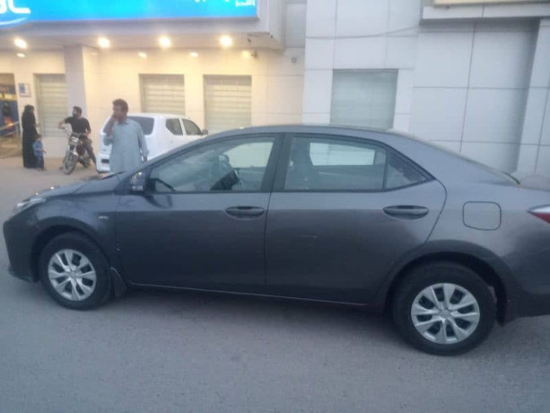toyota-corolla-gli-2018-big-3