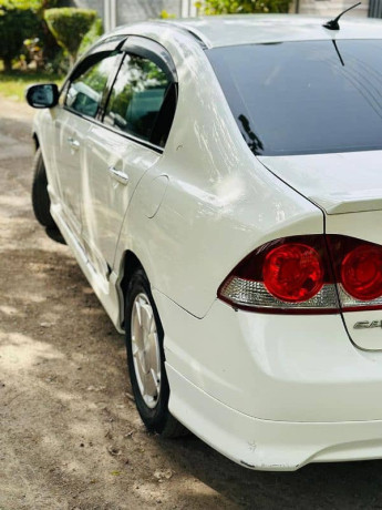 honda-civic-hybrid-2007-big-1